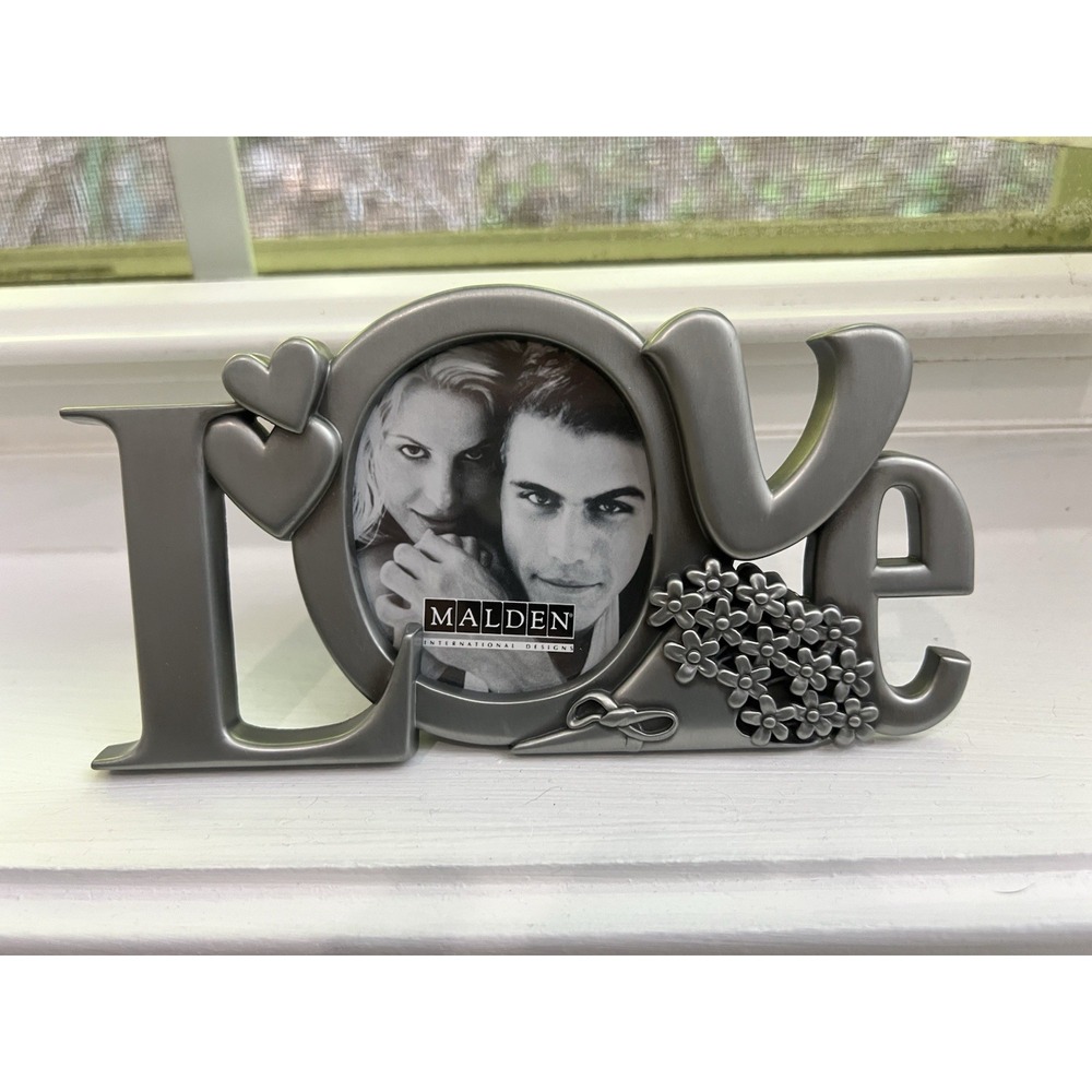 NWT Malden International Design Pewter "LOVE" Wallet Sized Photo Frame